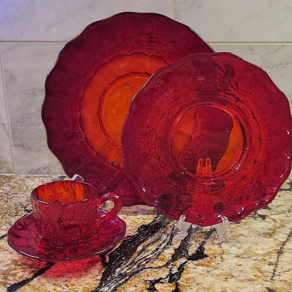 Westmoreland Paneled Grape Ruby Red Elegant Glass – Mid Century Vintage №5
